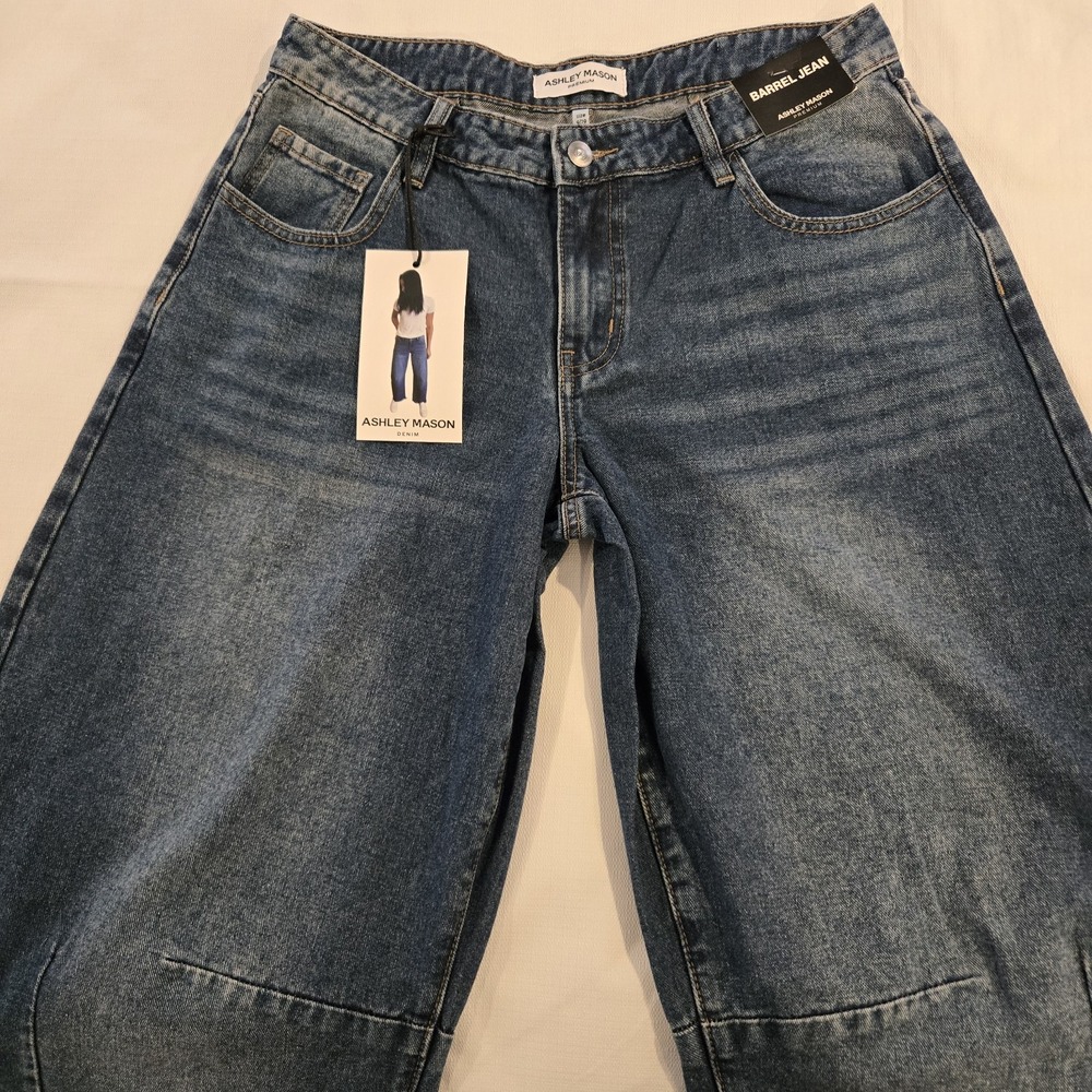 NWT Ashley Mason Premium Juniors Barrel Baggy Raw Hem Jeans Y2K Vibes Size 9/29
